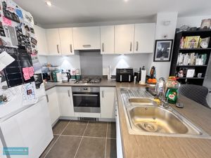 Kitchen- click for photo gallery